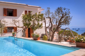 Villa Mistica